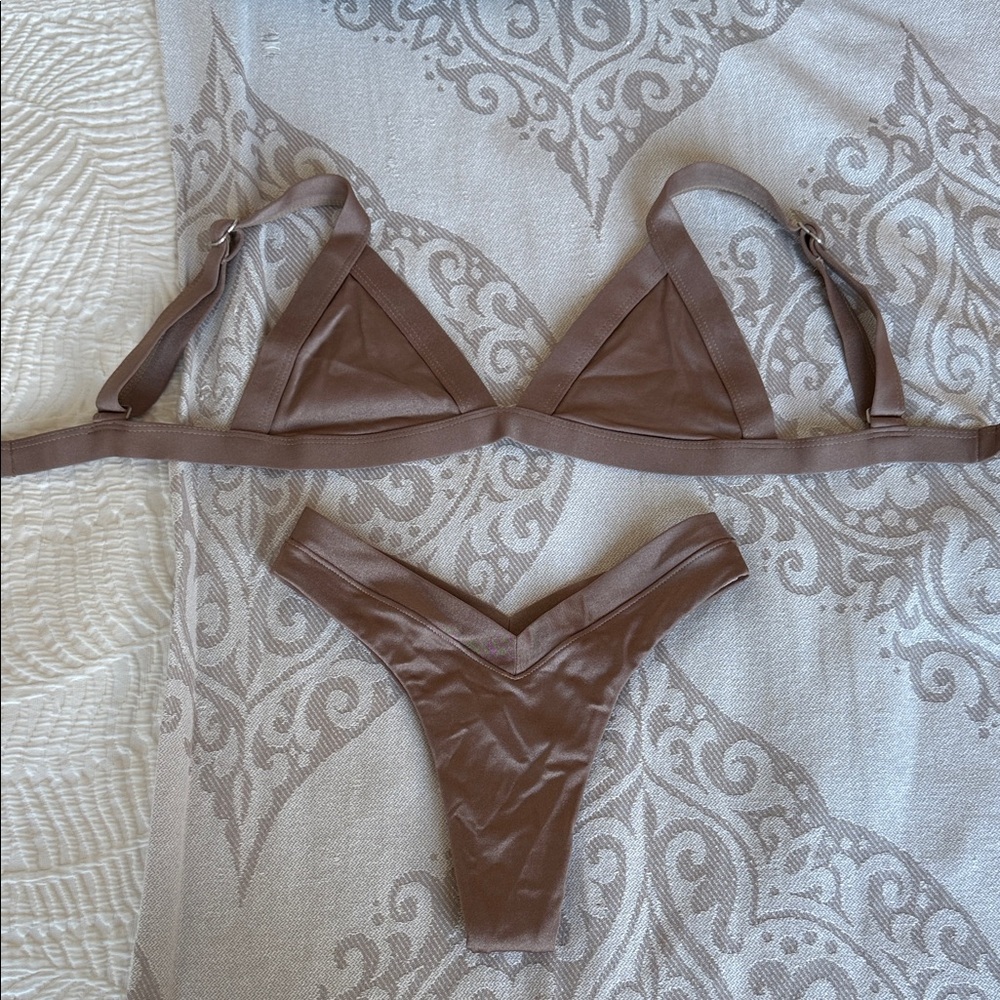 Minimal V-Waist Triangle Bikini Set in Brown